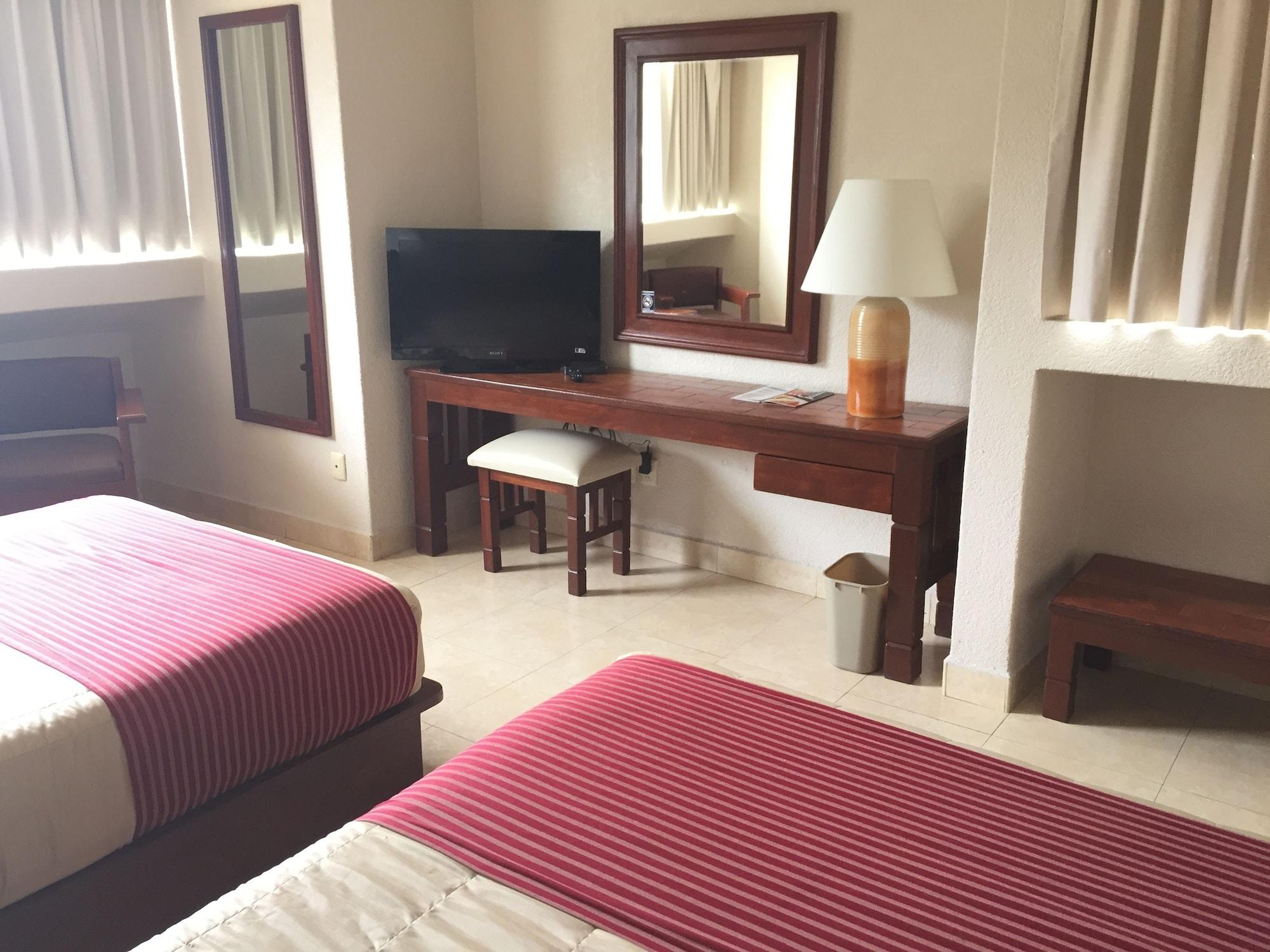 Hotel Fortin Plaza Oaxaca Esterno foto